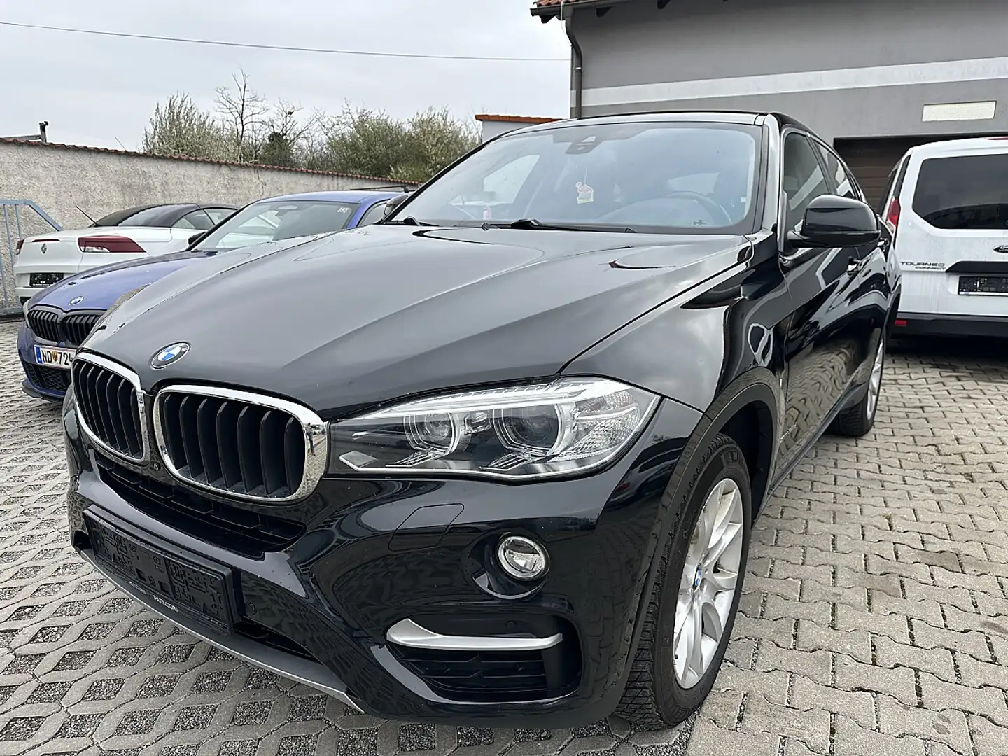 BMW X6 xDrive30d Sport Activity Coupé Österreich-Paket... Schwarz - 1