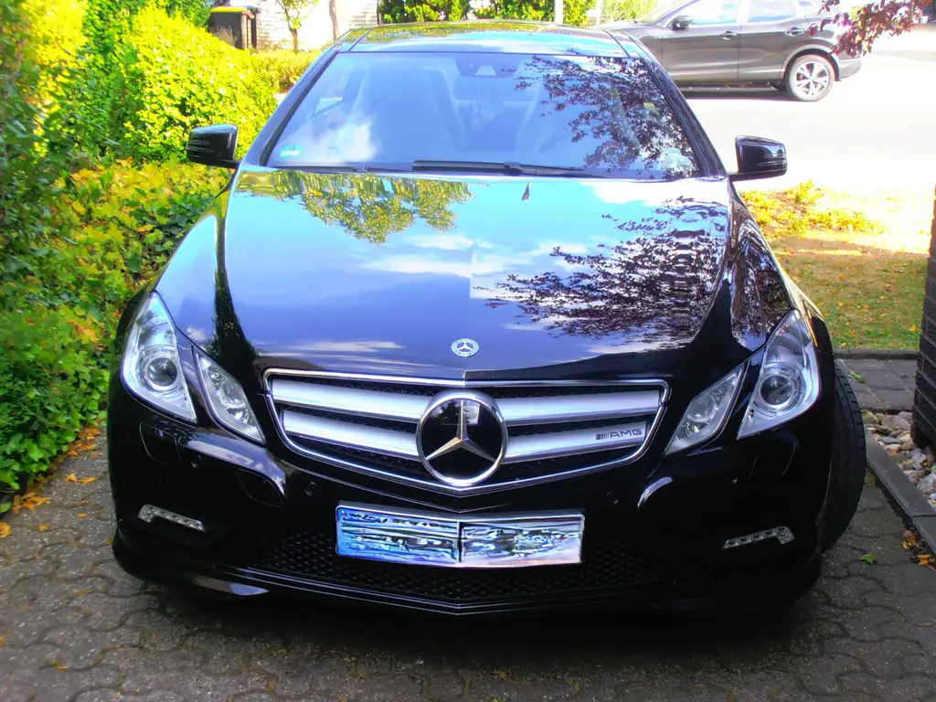 Mercedes-Benz E 500 2010 из Европы — купить под ключ