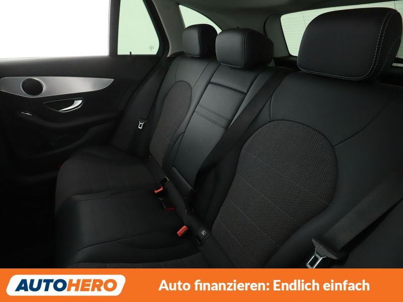 Mercedes-Benz C 400 C 400 T 4Matic Avantgarde Aut.*NAVI*LED*TEMPO*CAM* — photo 14