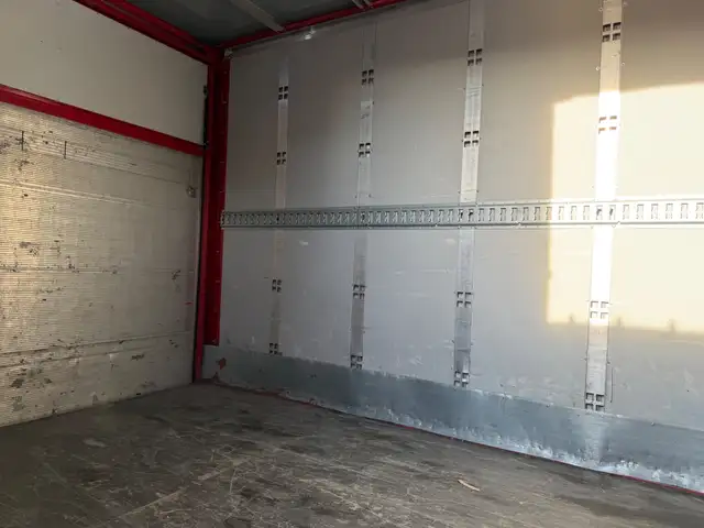 Maxus Deliver 9 view 13