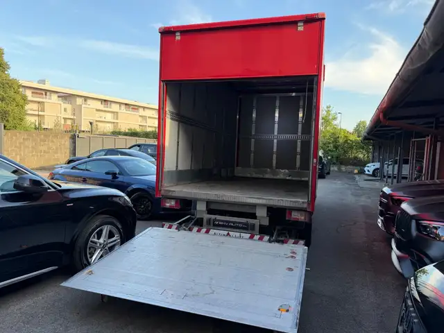 Maxus Deliver 9 view 12