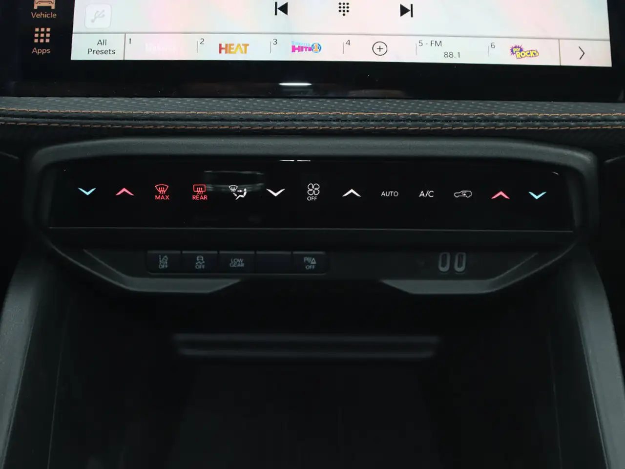 Jeep Cherokee снимка Jeep Cherokee