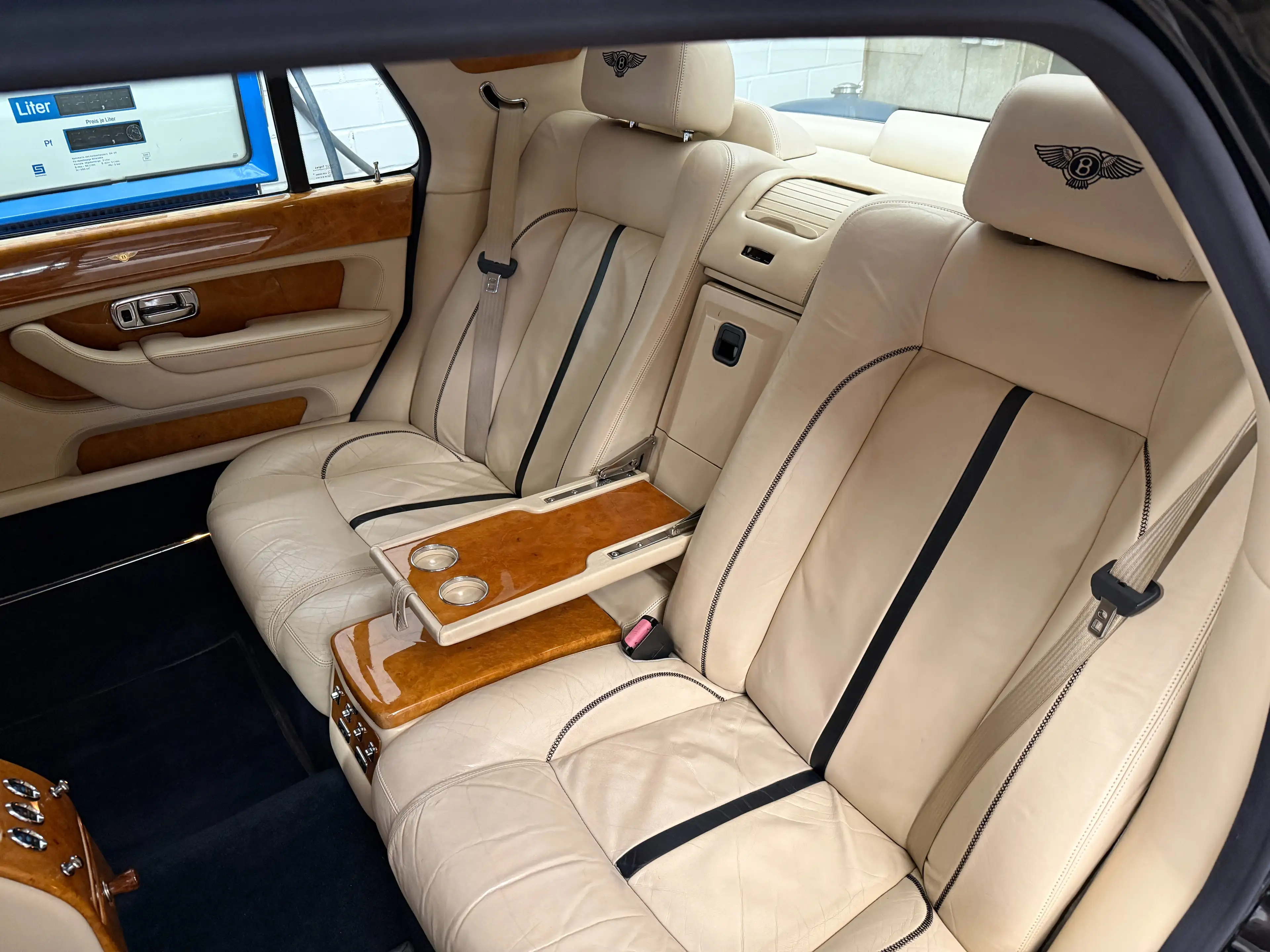 Bentley Arnage Arnage LWB Mulliner — photo 12