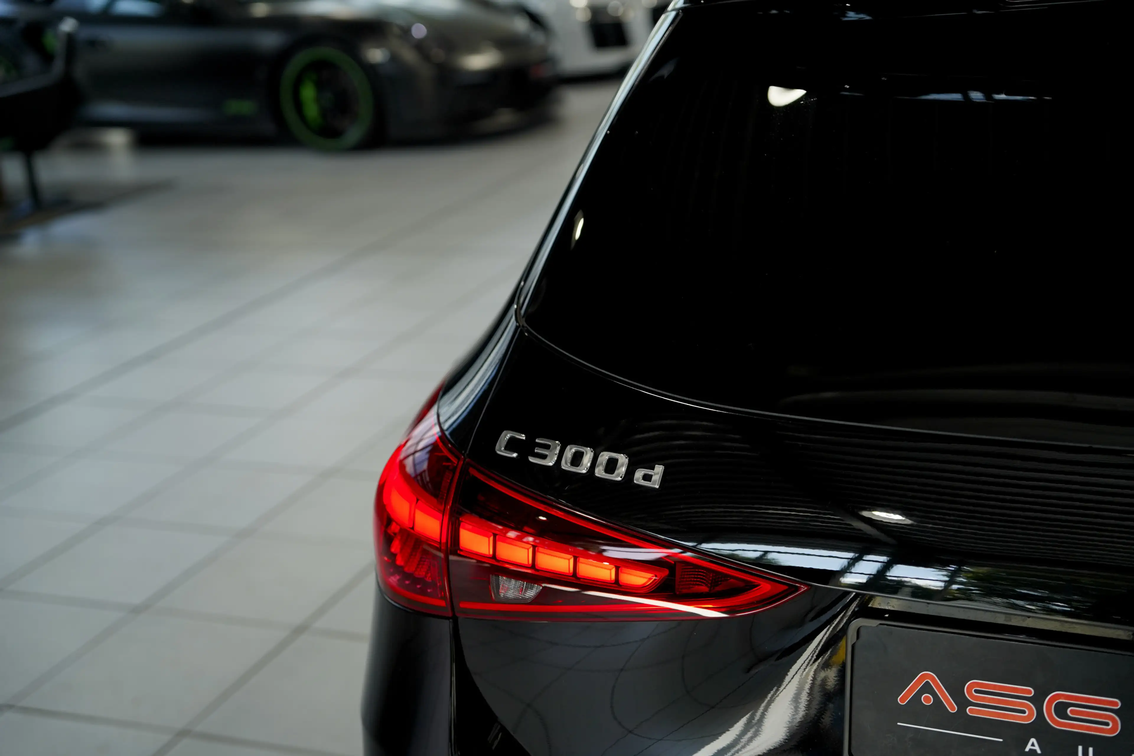 Mercedes-Benz C 300 d T AMG Line *2.H *19*Distr.*Digital*Pano — photo 12