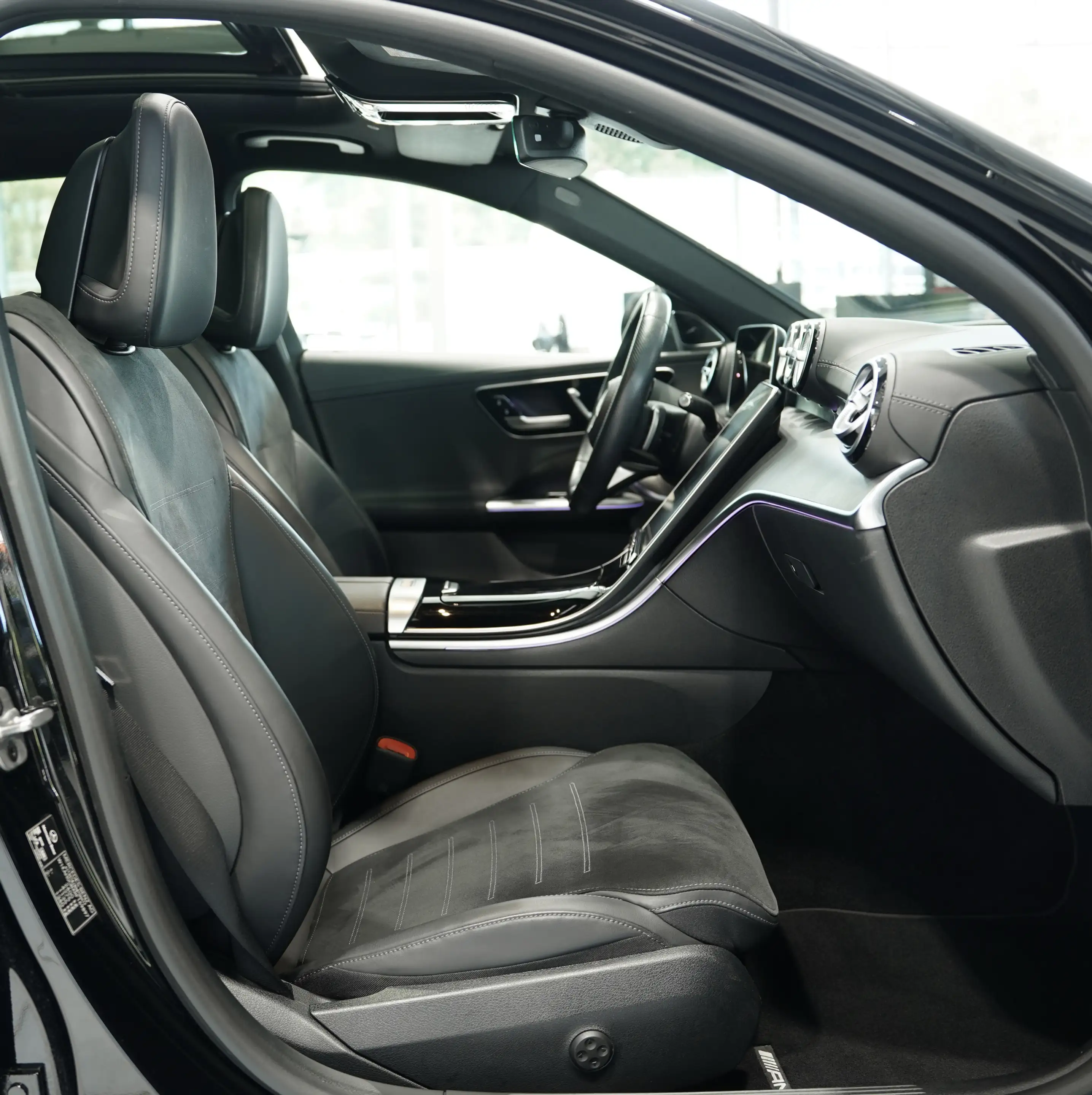 Mercedes-Benz C 300 d T AMG Line *2.H *19*Distr.*Digital*Pano — photo 14