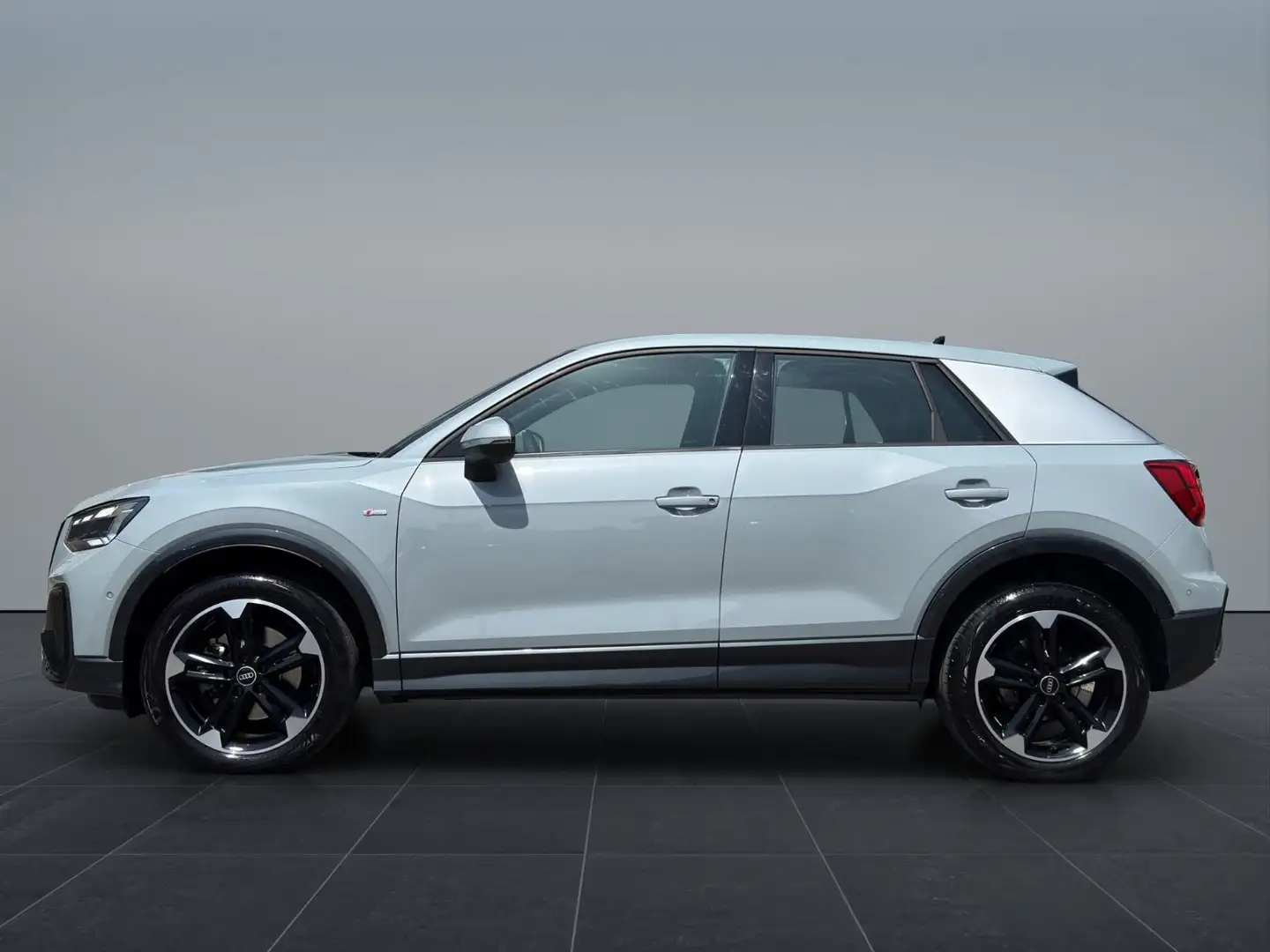 Audi Q2 35 TDI 3X S line*Virtuell*DSG*KAMERA*T-LEDER Grau - 2
