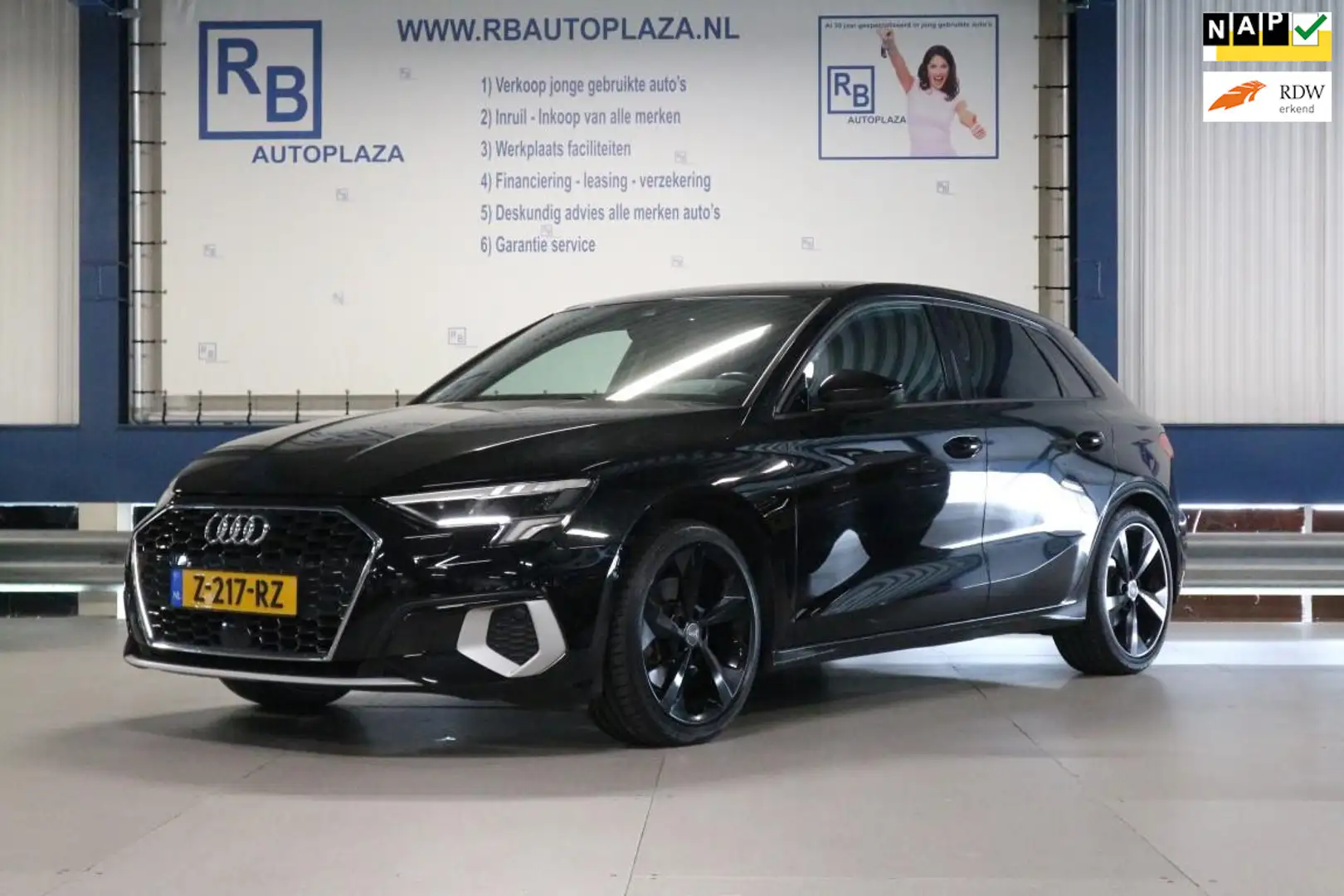 Audi A3 Sportback 35 TFSI Pro Line / DIGI DASH / SPORT / B Noir - 1