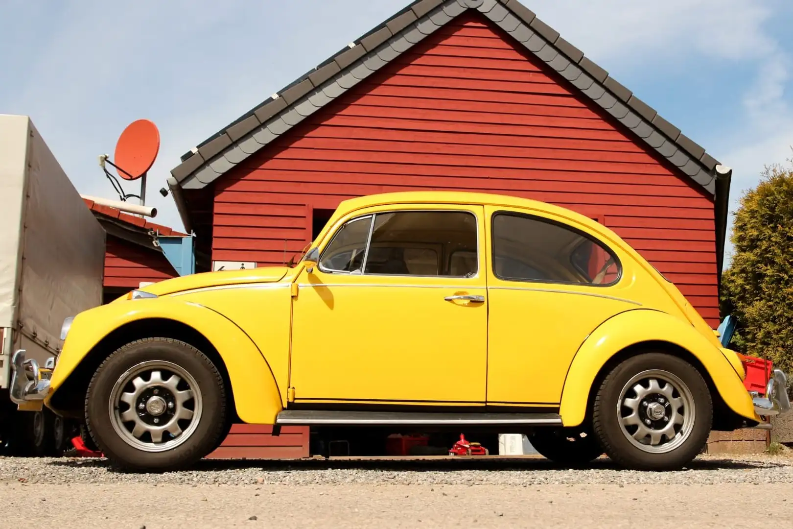 Volkswagen Käfer 1200 žuta - 1