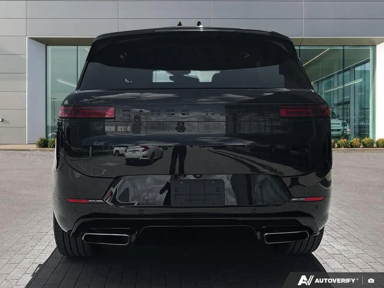 Land Rover Range Rover Sport снимка Land Rover Range Rover Sport