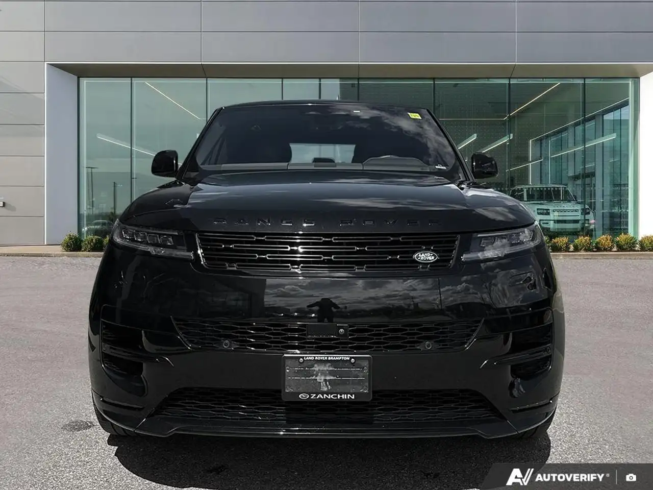 Land Rover Range Rover Sport снимка Land Rover Range Rover Sport