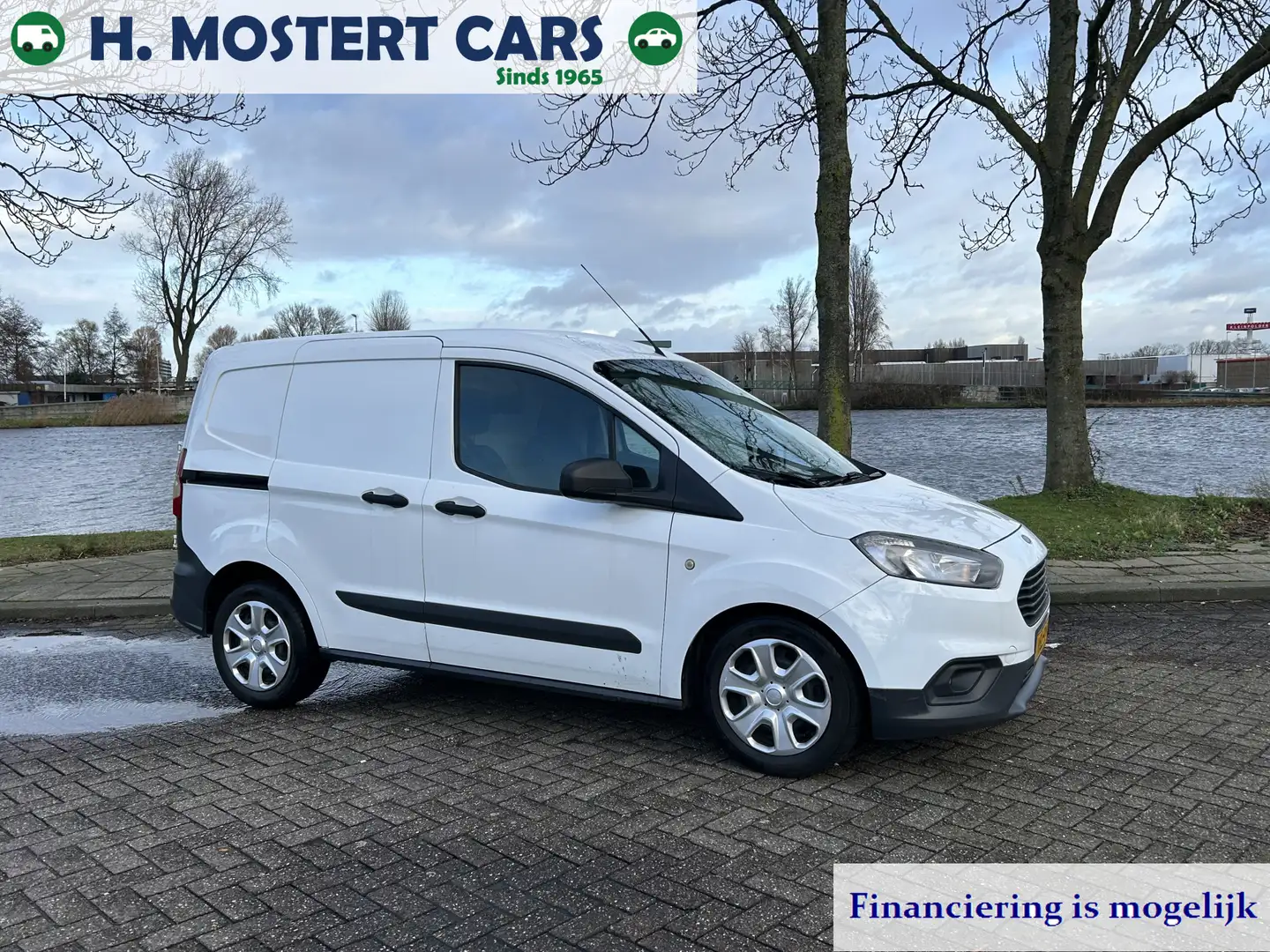 Ford Transit Courier 1.5 TDCI Trend * NIEUWE APK * EURO 6 * AIRCO * DIS Wit - 1