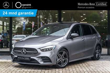 Mercedes-Benz B 180 AMG Line | Facelift | Panoramaschuifdak | Nightpak