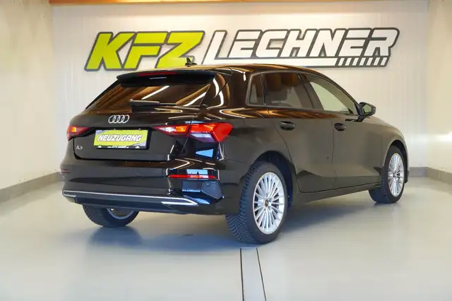 Audi A3 view 4