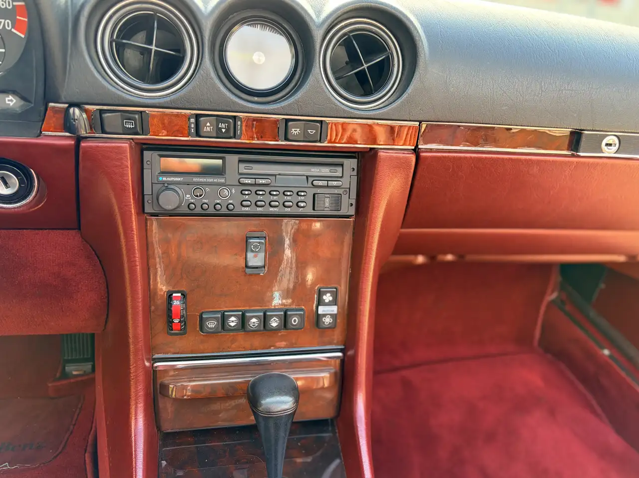 Mercedes-Benz SL 560 R 107 Roadster in bestem Originalzustand!, foto 12