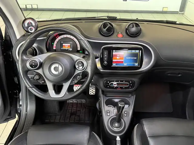 smart Fortwo view 14