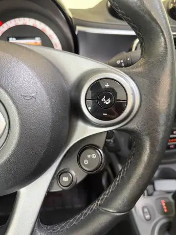 smart Fortwo view 17
