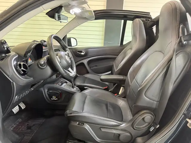 smart Fortwo view 13