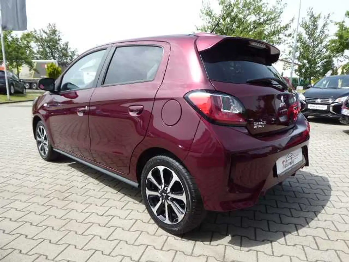 Mitsubishi Space Star Select+ 1.2 MIVEC ClearTec 5-Gang Rouge - 2