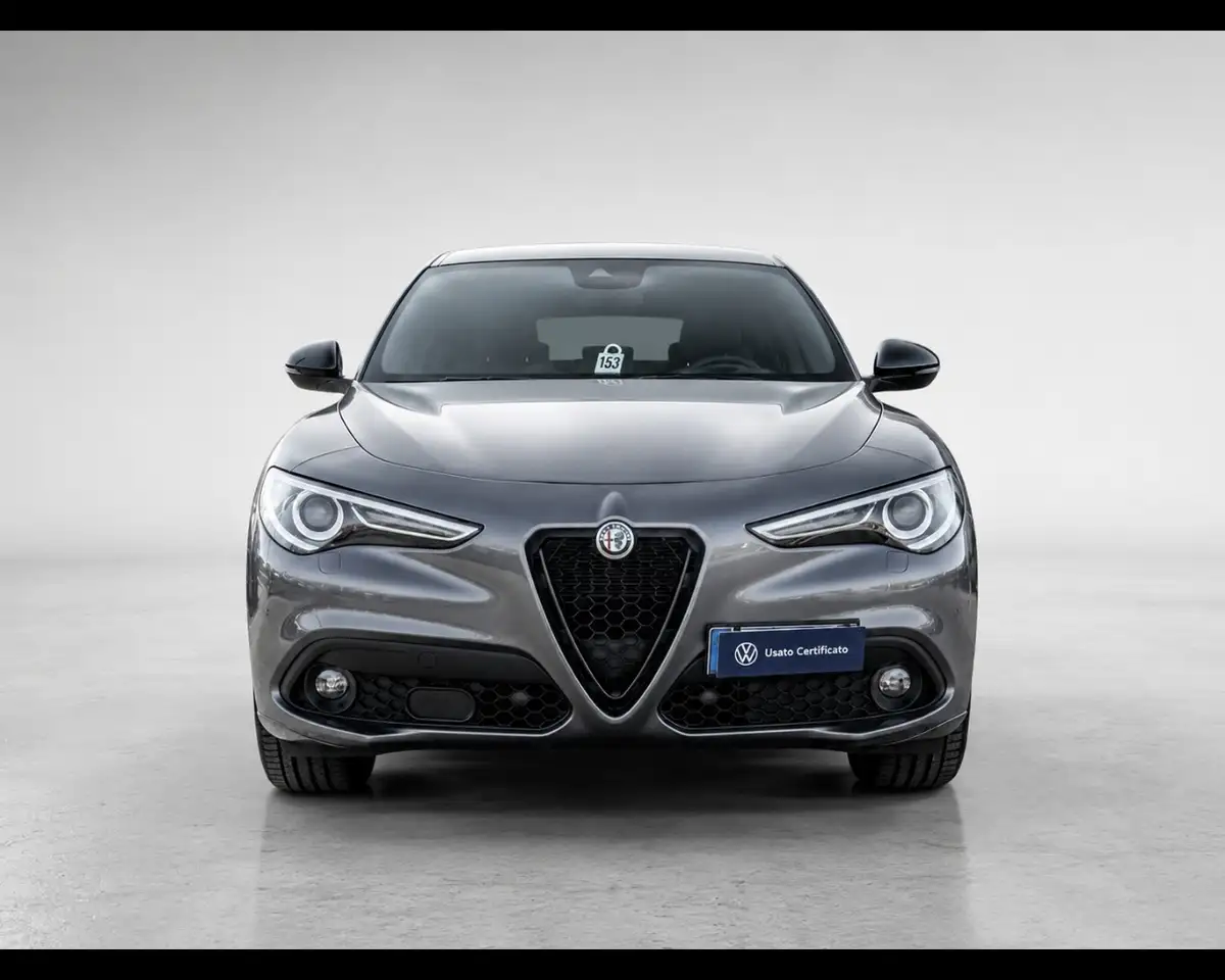 Alfa Romeo Stelvio 2021