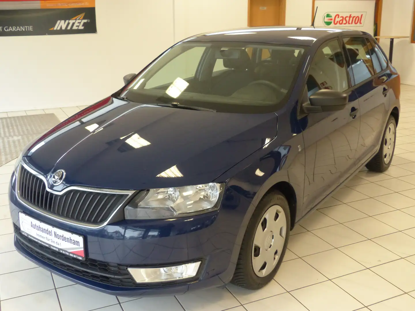 Skoda Rapid/Spaceback 1.2 TSI Cool Edition*KLIMA*2.HAND*TÜV NEU* Blau - 2