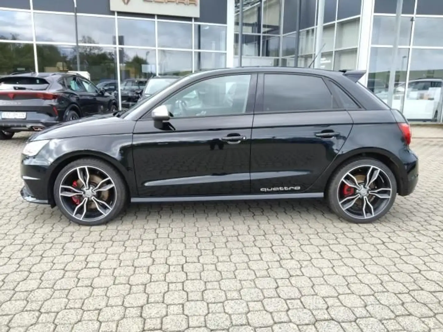 Audi S1 SPORTBACK 2.0 TFSI QUATTRO XENON NAVI SITZH. Schwarz - 2