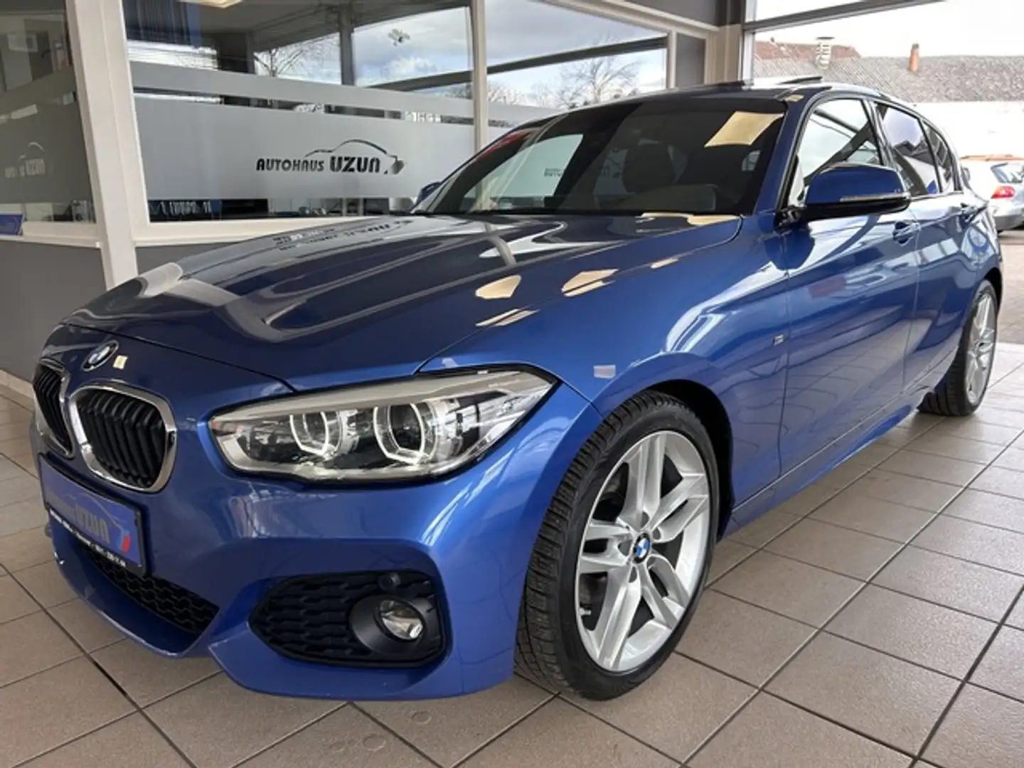 BMW 120 d M Sport 5 türig Alcantara eGSD Navi LED Azul - 2