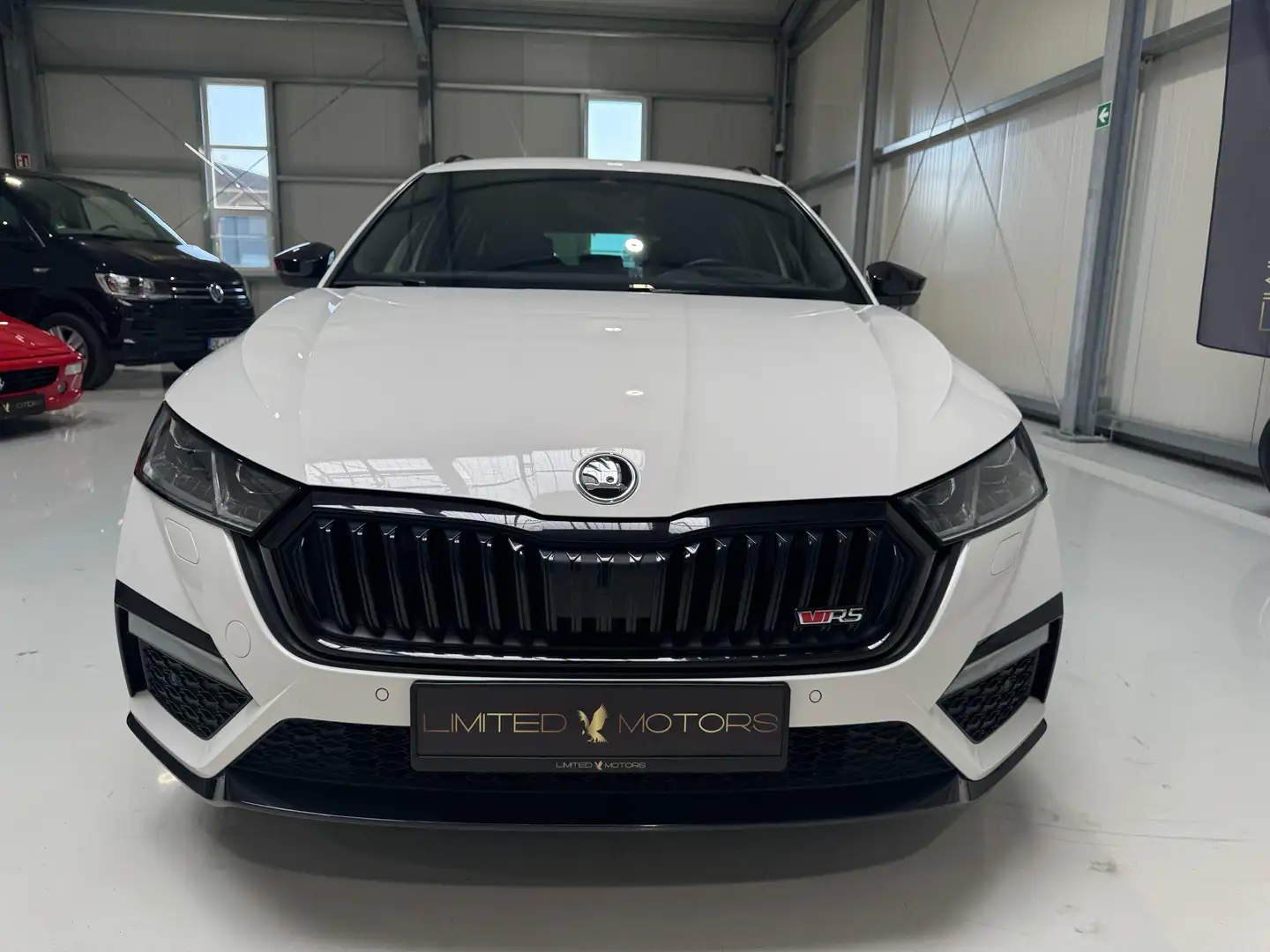 Skoda Octavia RS iV Head-up Massage beheizLenk 4xSitzhzg 360° Bílá - 2
