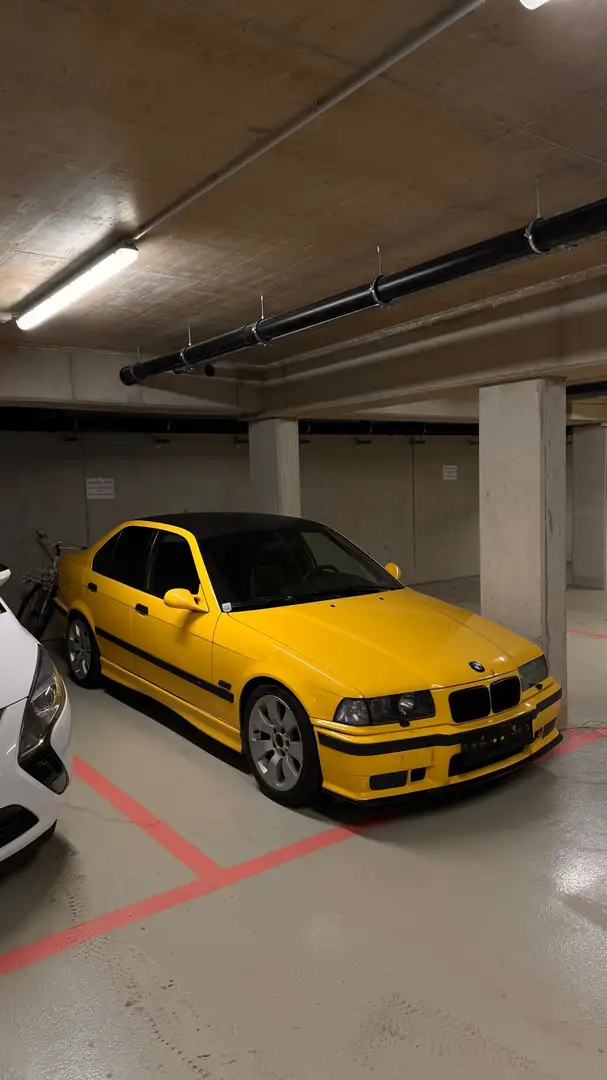 BMW M3 3.0 M3 *Dakar-Gelb* * Limousine* Galben - 1