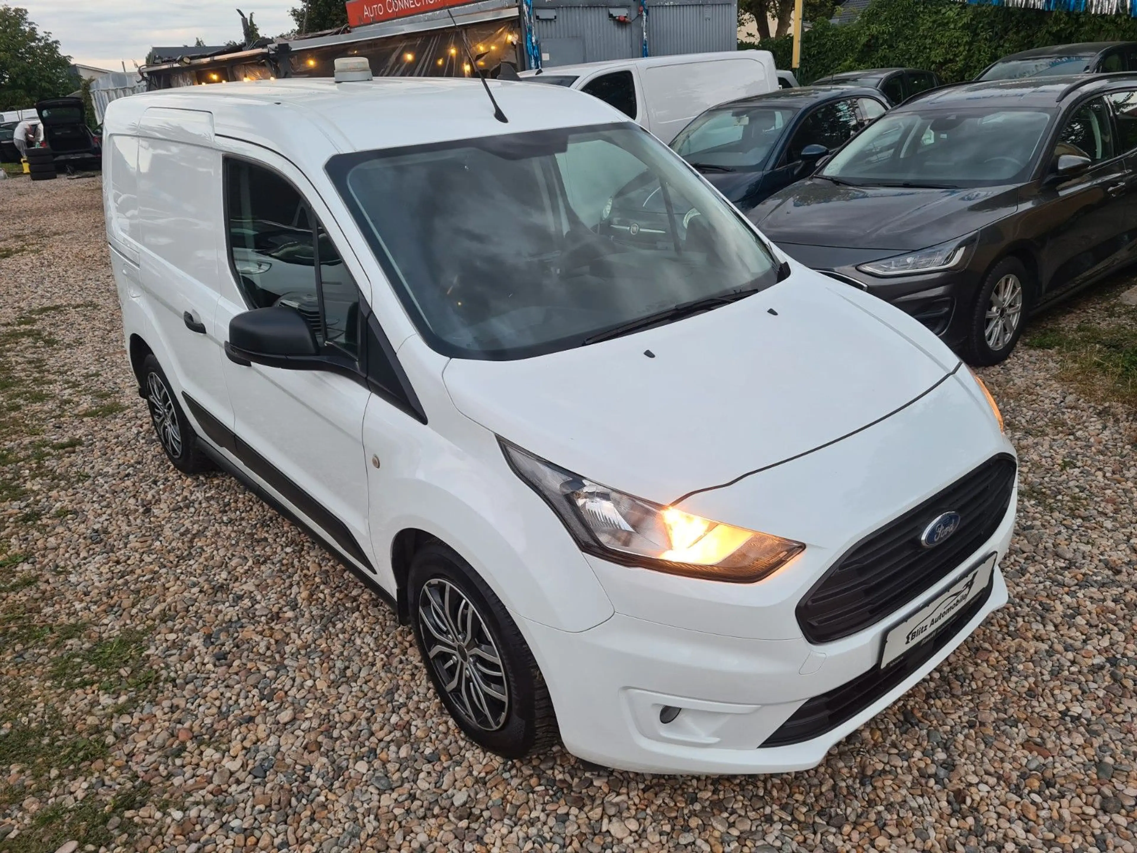 Ford Transit Connect Kasten Trend  Automatik AHK — photo 14