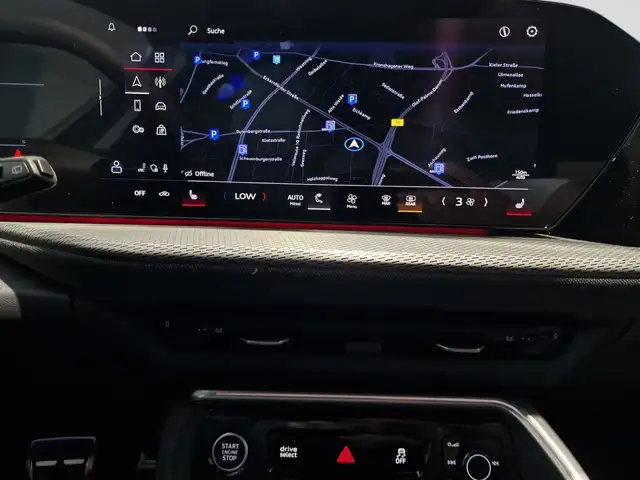 Audi Q5 view 12