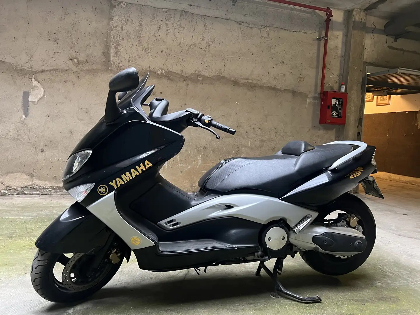 Yamaha TMAX 500 - 2