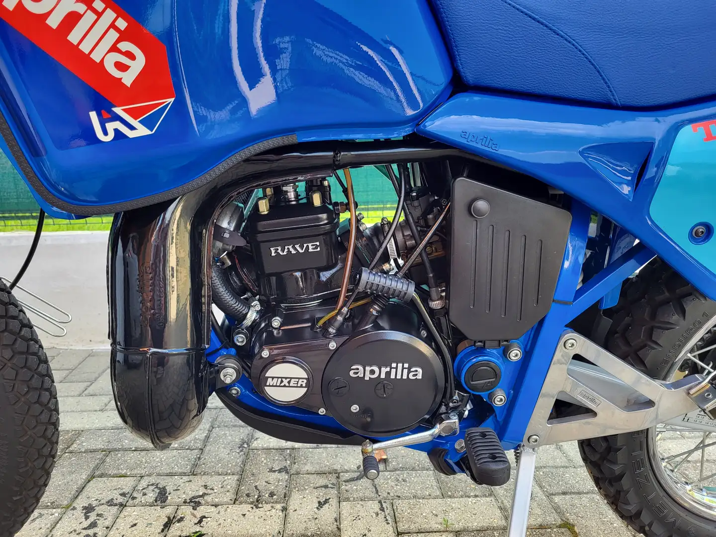 Aprilia Tuareg ETX 125 Azul - 2