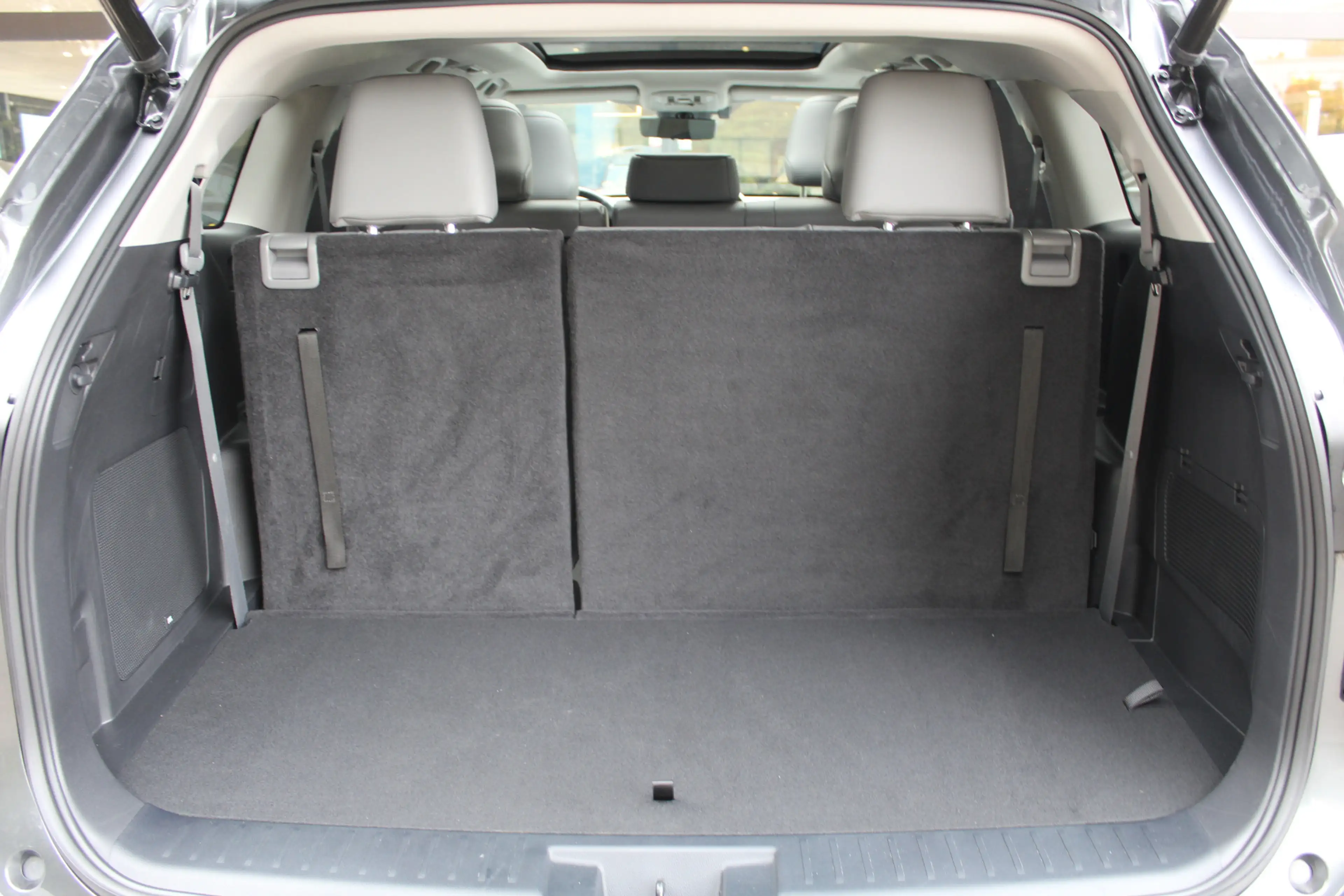 Toyota Highlander 2.5 AWD Hybrid Premium 7-pers. | Rijklaar | Pano | — photo 12