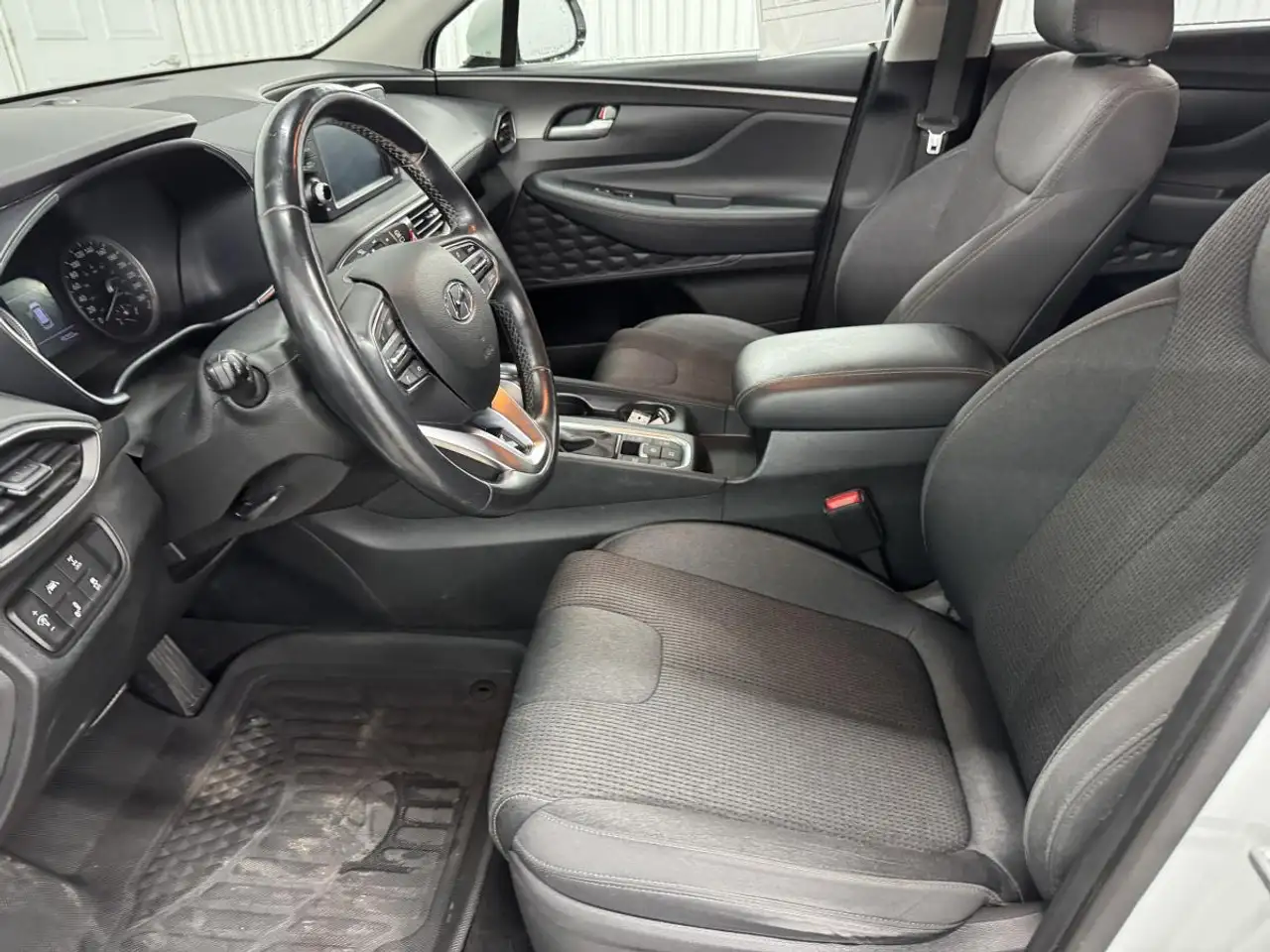 Hyundai SANTA FE снимка Hyundai SANTA FE