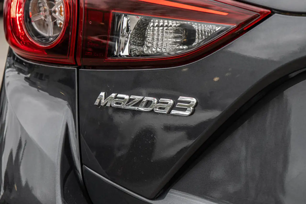 Mazda 3 fotografie Mazda 3