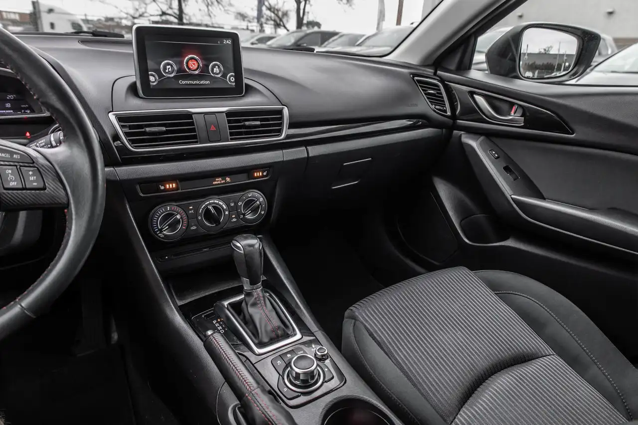 Mazda 3 fotografie Mazda 3