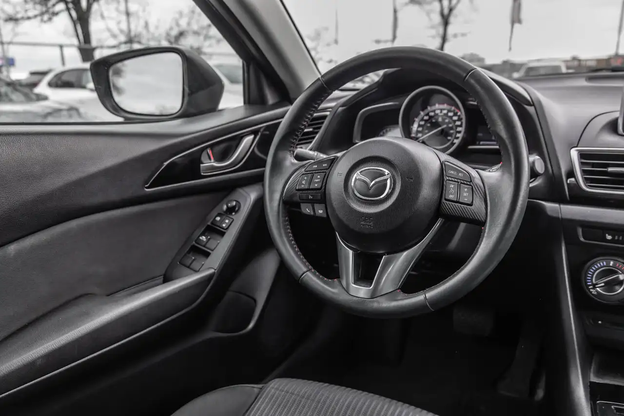 Mazda 3 fotografie Mazda 3