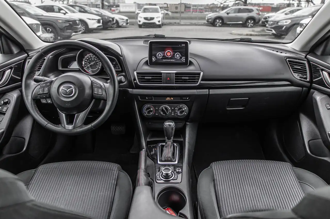 Mazda 3 fotografie Mazda 3
