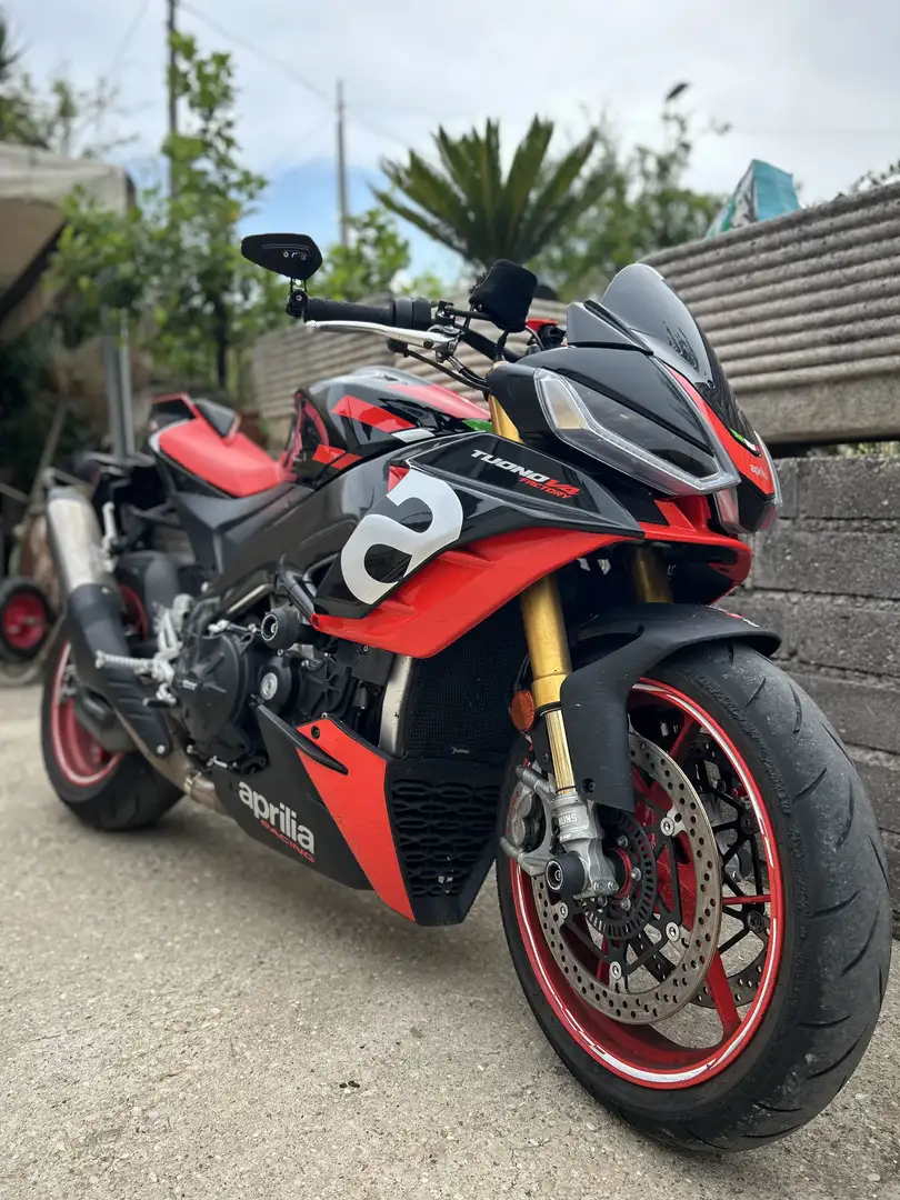 Aprilia Tuono V4 1100 Factory - 2