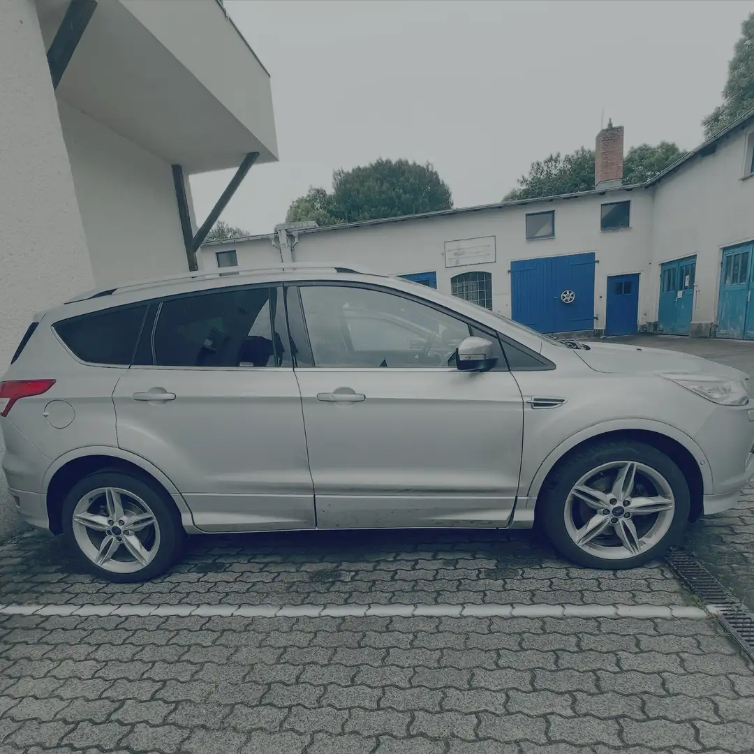 Ford Kuga 2.0 TDCi 4x4 Aut. Individual - 1