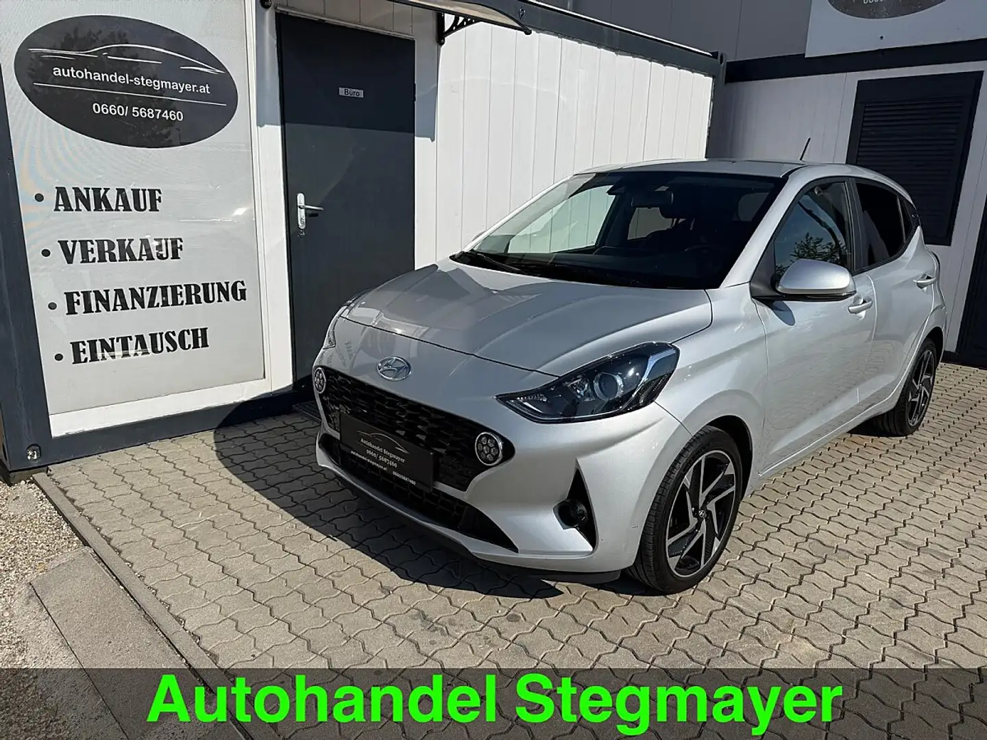 Hyundai i10 1,2 Feel Good Aut. Grau - 1
