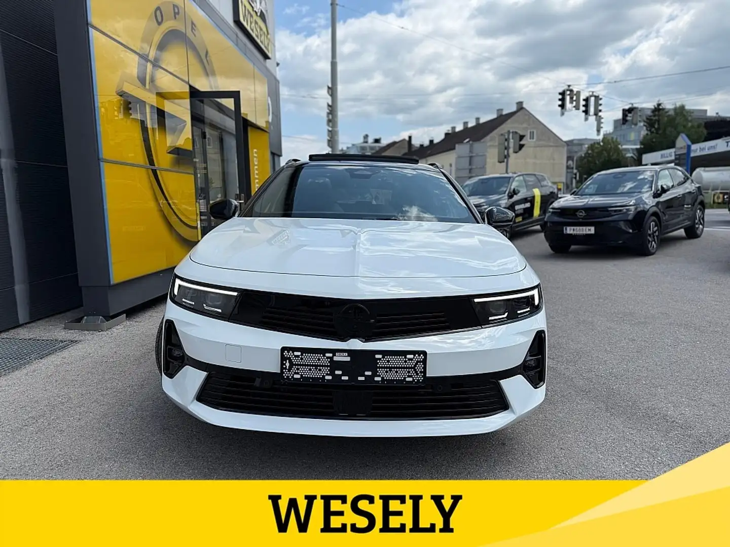 Opel Astra ST 1,2 Turbo MHEV GS Aut. Weiß - 2