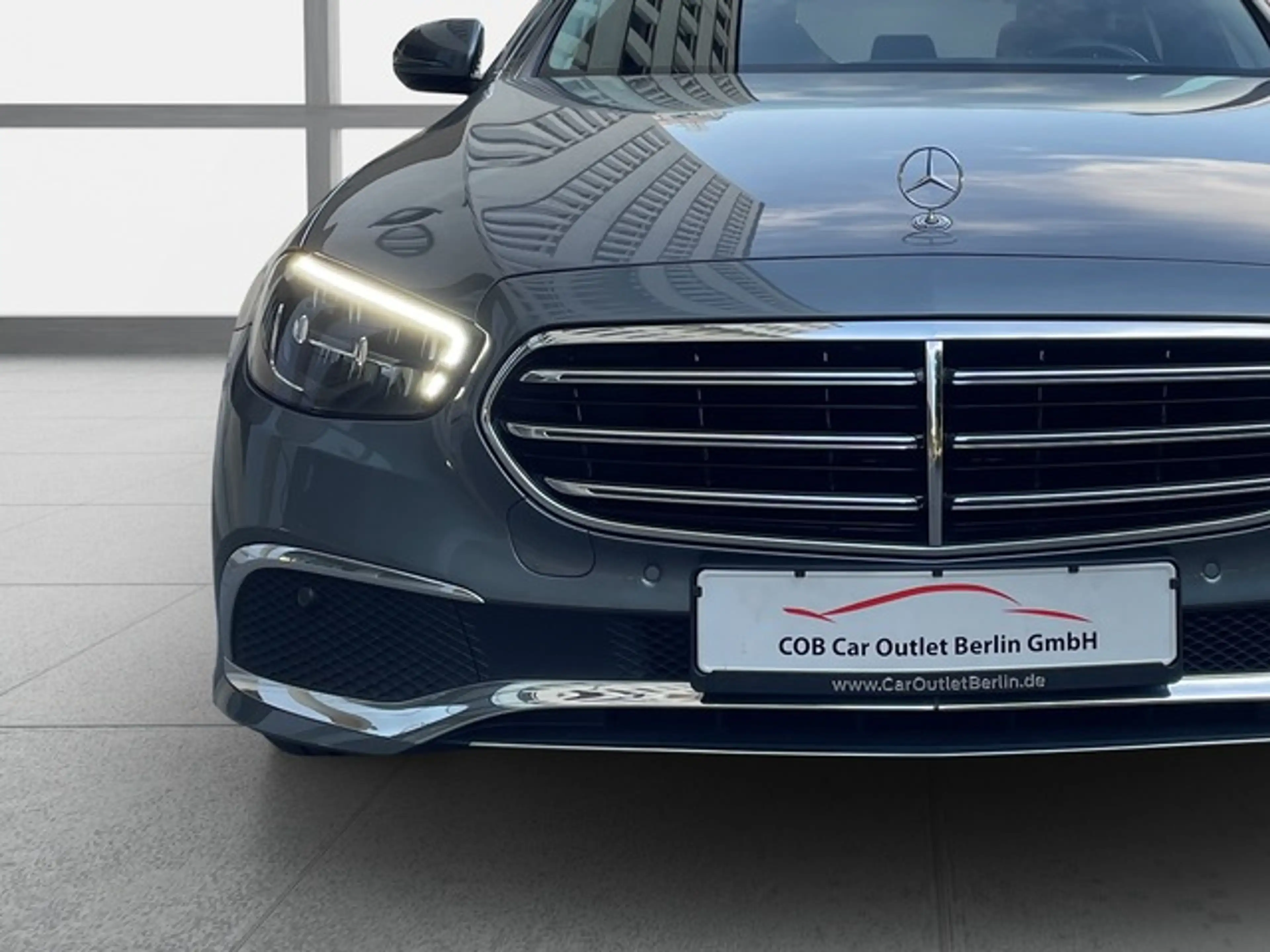 Mercedes-Benz E 400 d T 4M Avantgarde KAMERA+STDHZG+TOTWINKEL — photo 5