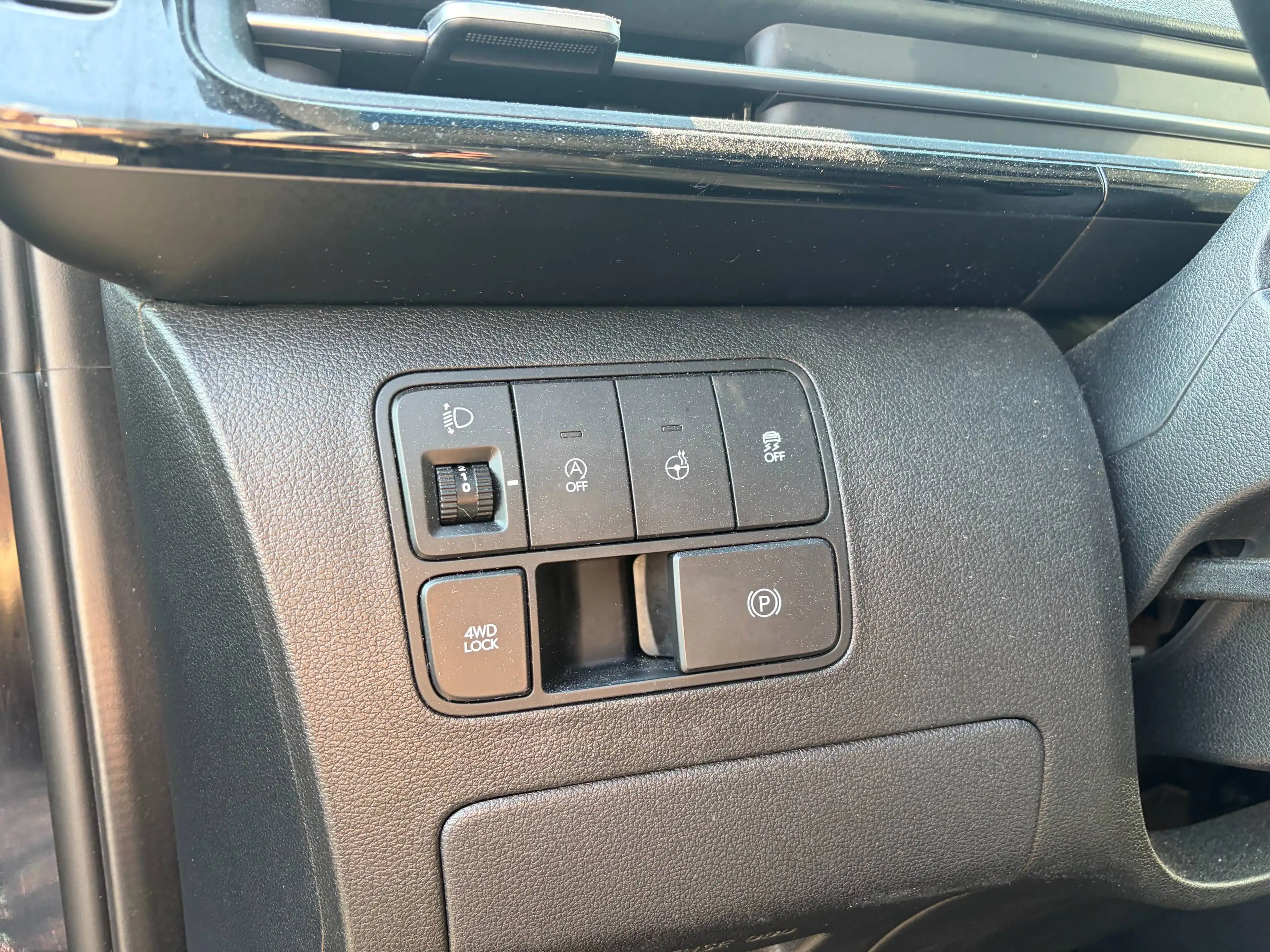 Hyundai STARIA Signature 4WD, 1.Hand, Anhängerkupplung abnehmbar, 360° Kamera, Bose Soundsystem, LED, ACC — photo 12