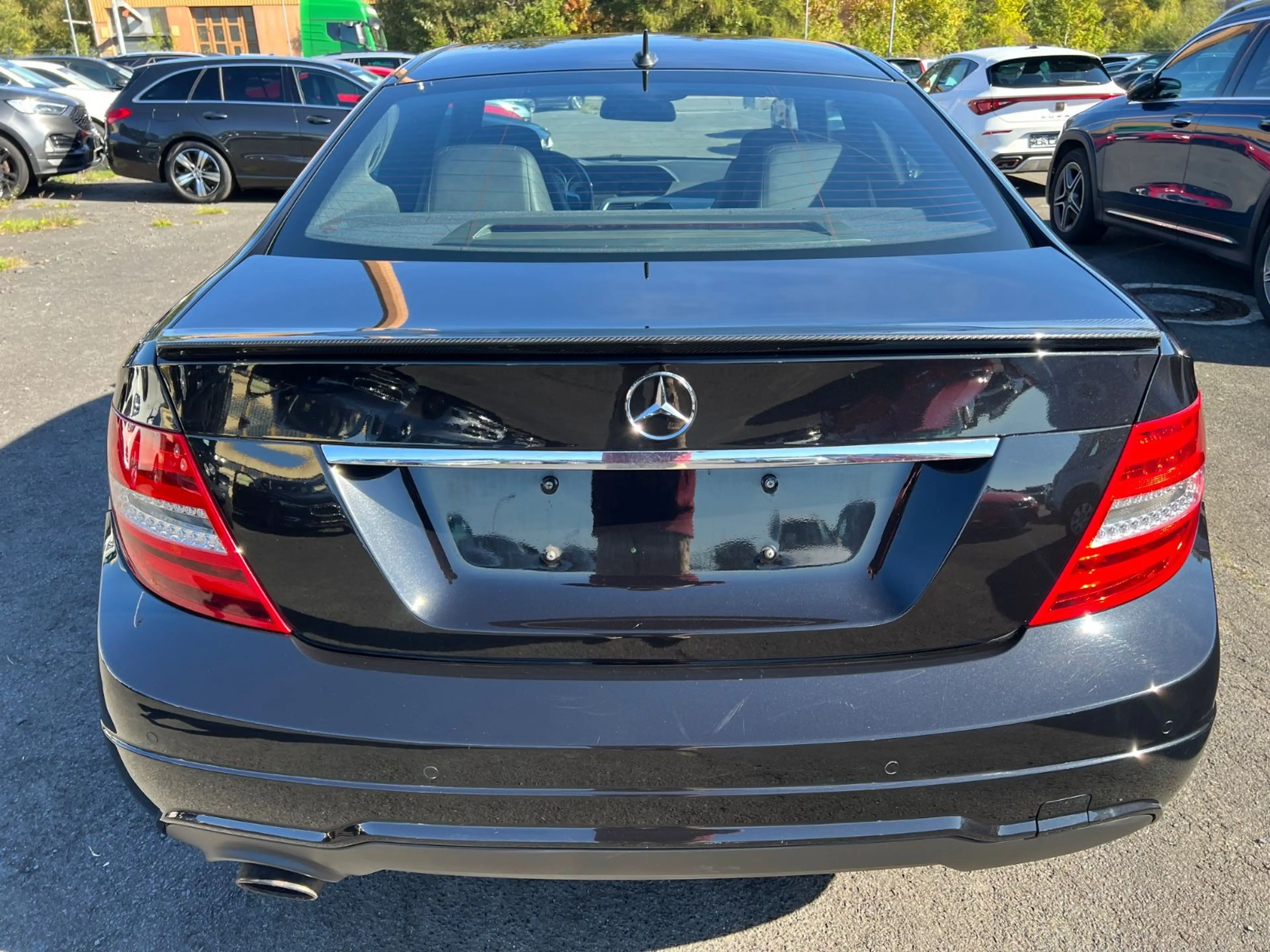 Mercedes-Benz C 250 Coupe C 250 CGI BlueEfficiency AMG Navi Xenon — photo 6