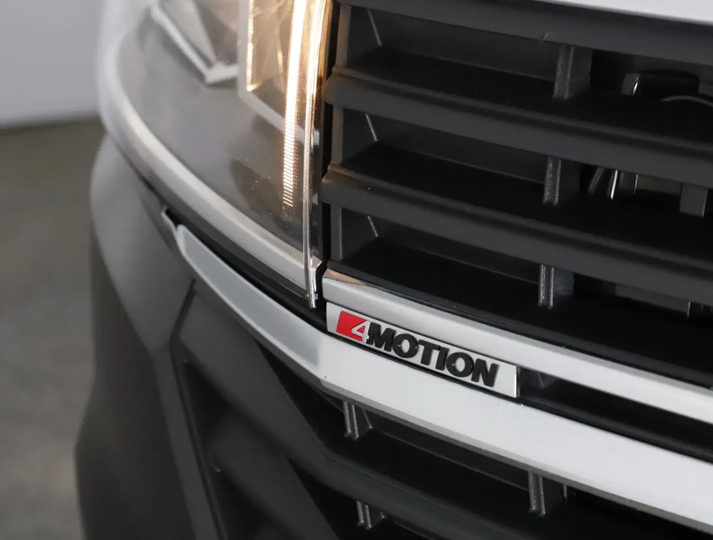 Volkswagen T6.1 Transporter VW Transporter Doka-T6.1 Kastenwagen TDI 4MOTION Silber - 2