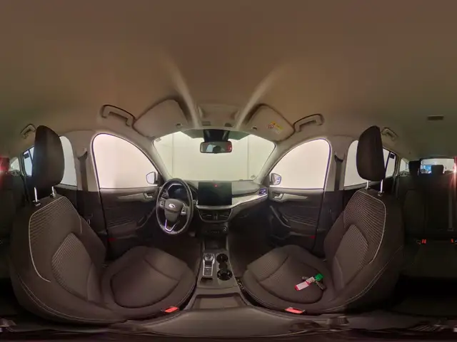 Ford Focus view 13