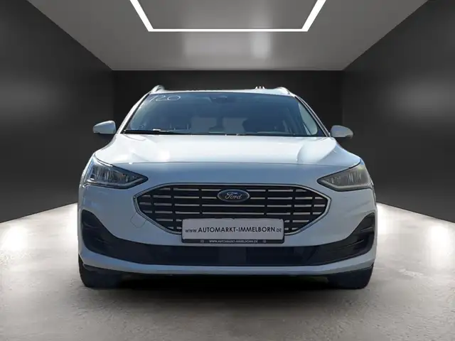 Ford Focus view 9