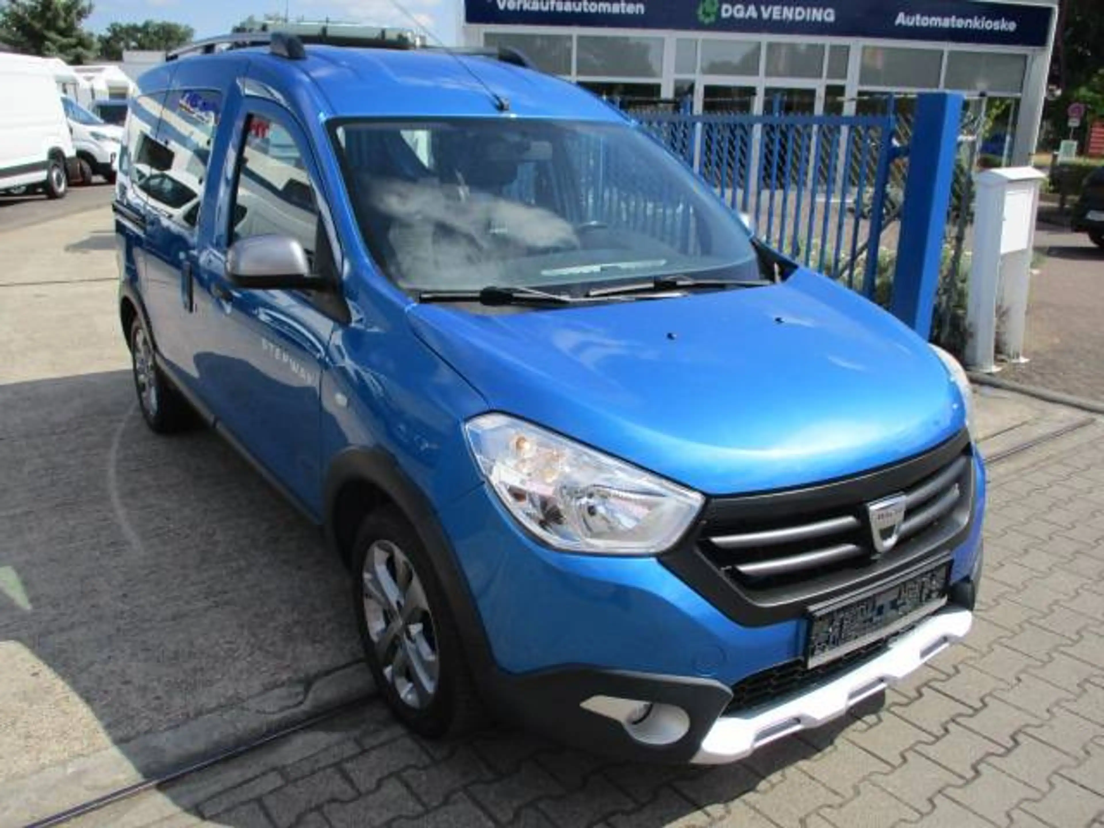 Dacia Dokker Dokker Stepway 1,2 TCe. Klima. Navi. PDC. Kamera — photo 2