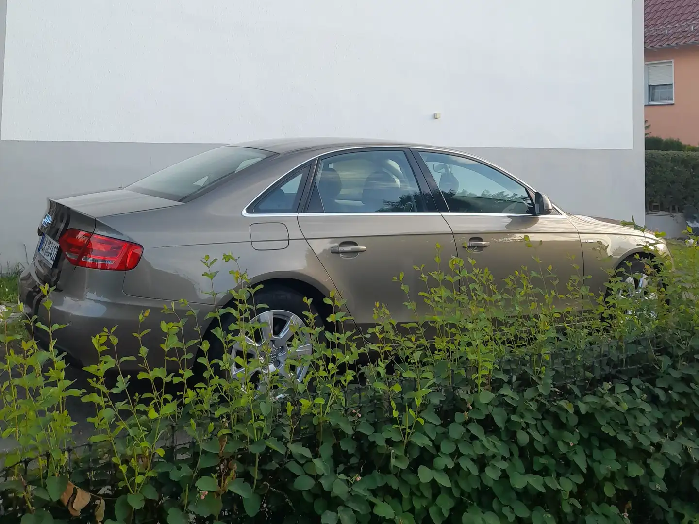 Audi A4 1.8 TFSI Ambiente Beige - 1